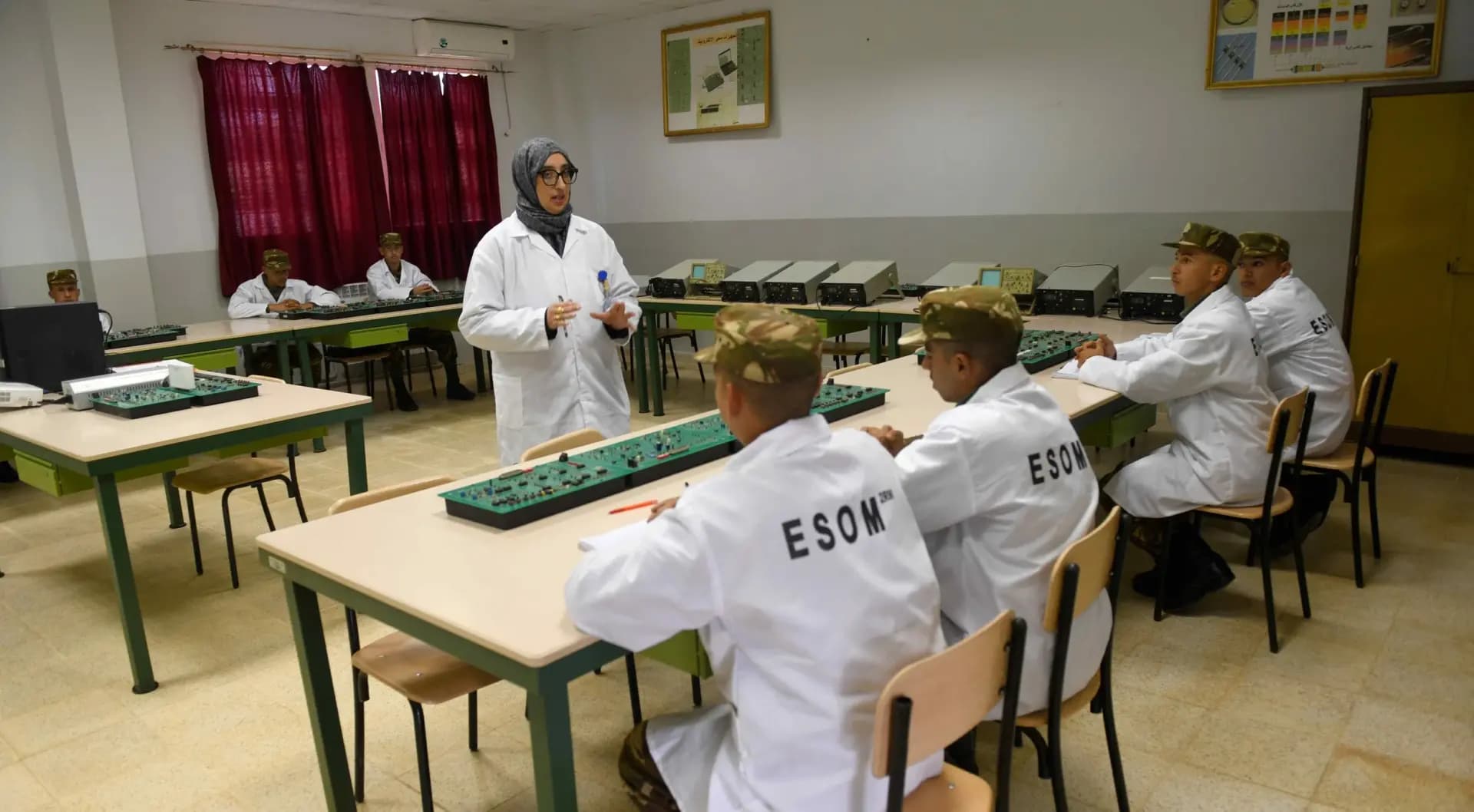 第二军事区：为媒体举办物资军士学校参观活动