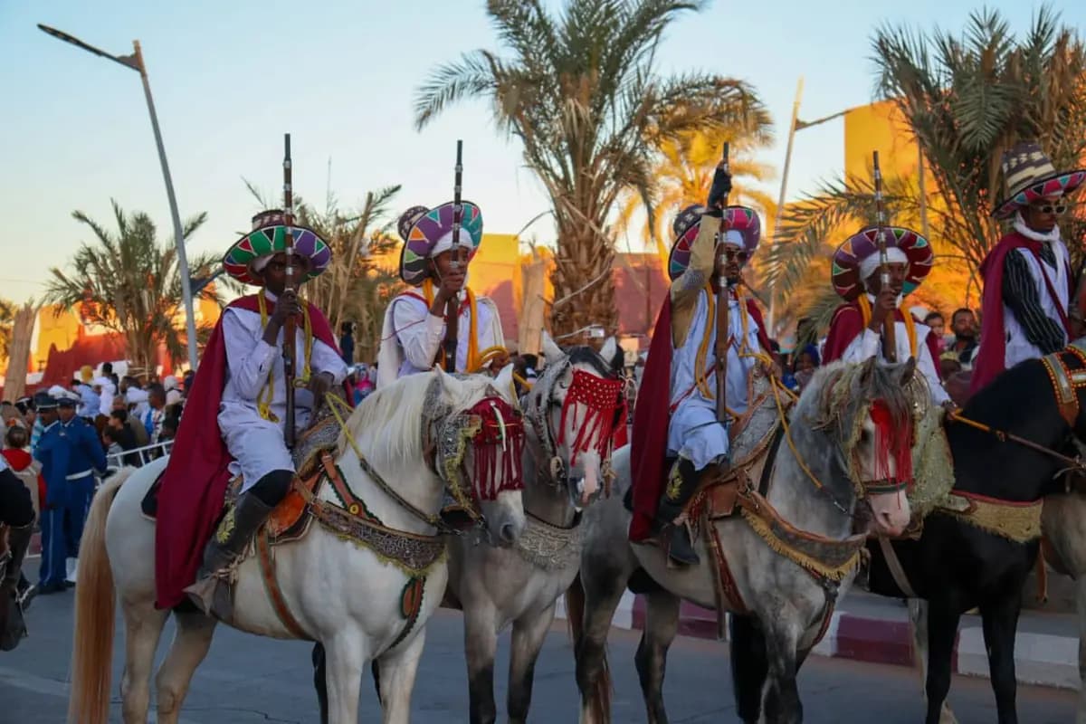 外交官赞叹红色绿洲提米蒙的美景