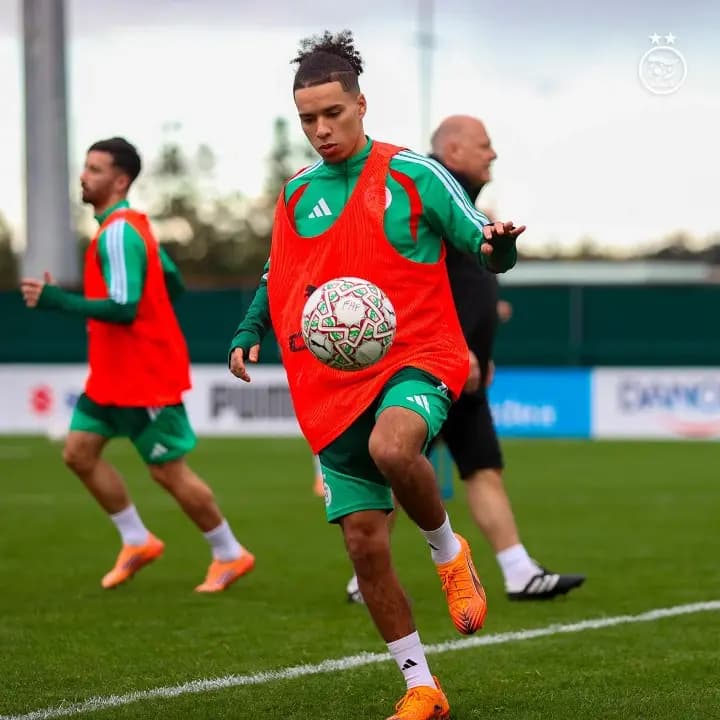 国家足球队在对阵刚果民主共和国前加大训练强度