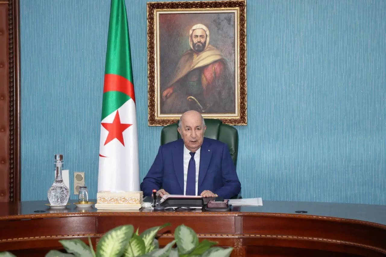 总统主持工作会议
检查教皇 利奥十四访问阿尔及利亚的最后准备工作