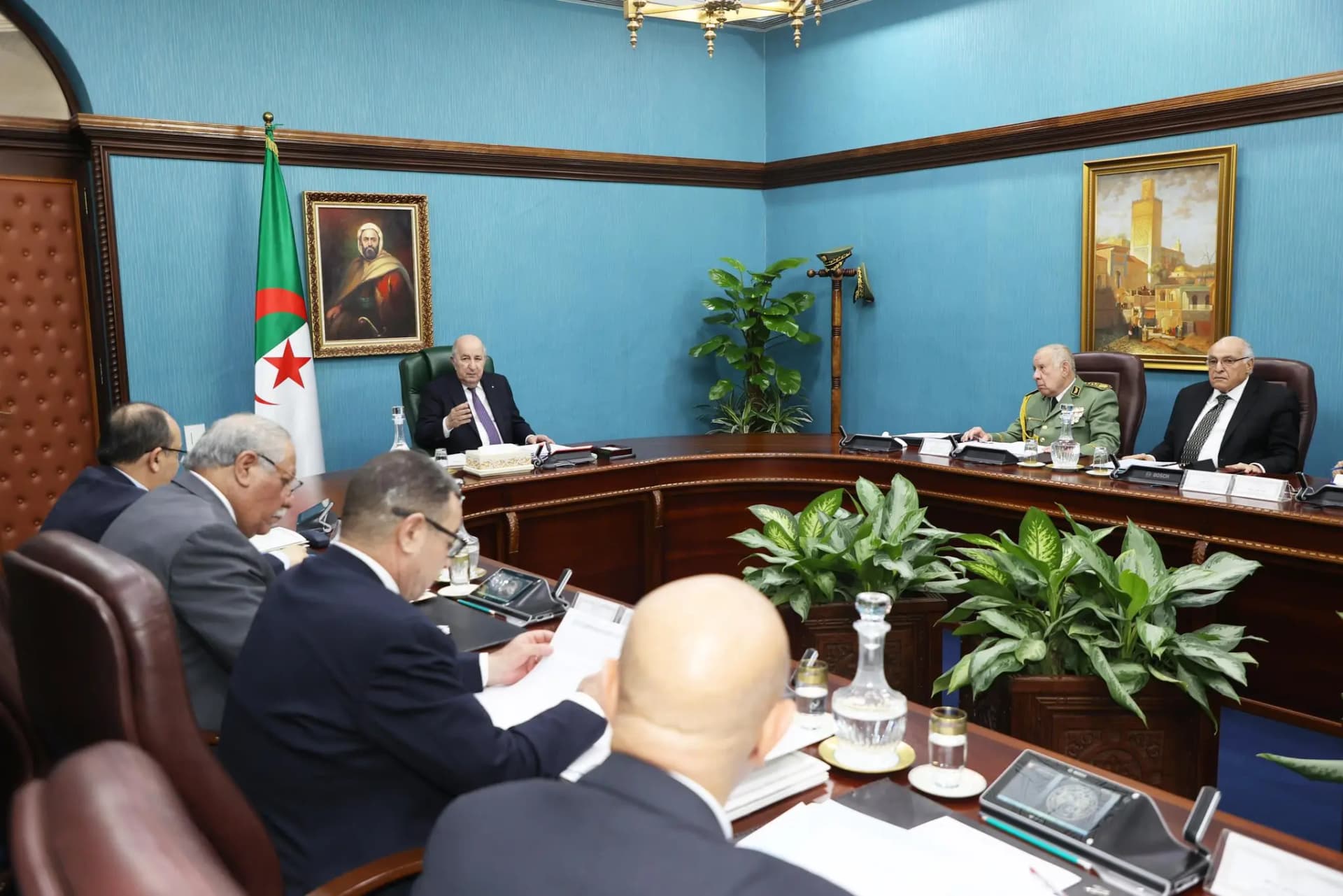 总统主持最高安全委员会会议