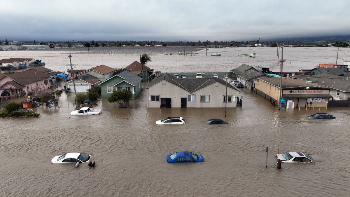 美国：加利福尼亚州洪水风险地区开始疏散居民