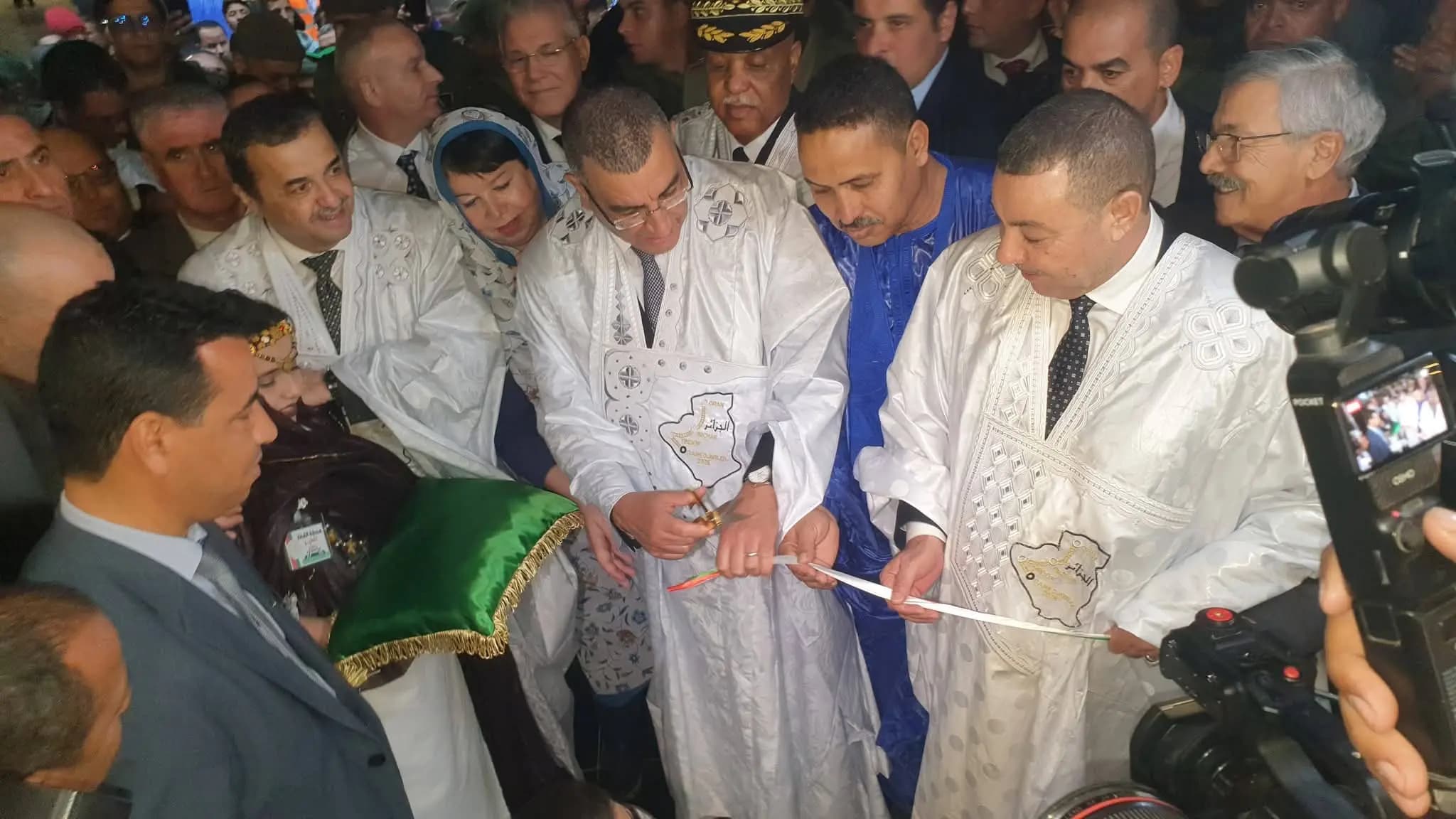 部长级代表团监督铁路车站落成仪式