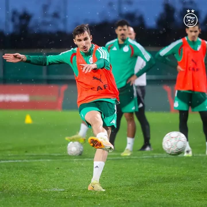 国家足球队在对阵刚果民主共和国前加大训练强度