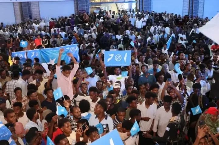 索马里：摩加迪沙及其他城市爆发抗议，反对以色列承认“索马里兰”