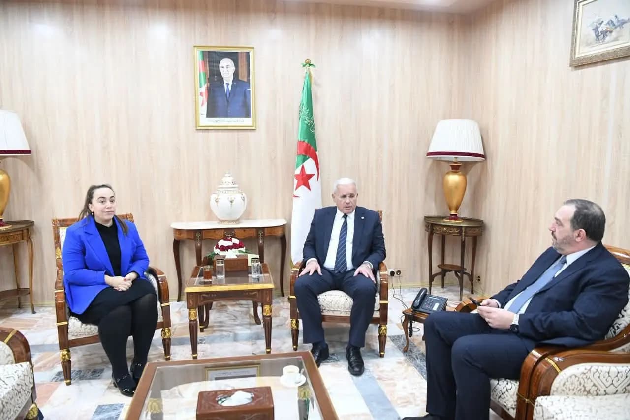 布加利先生会见法国国民议会议员