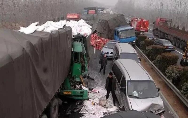 中国北部发生交通事故，9人死亡，7人受伤