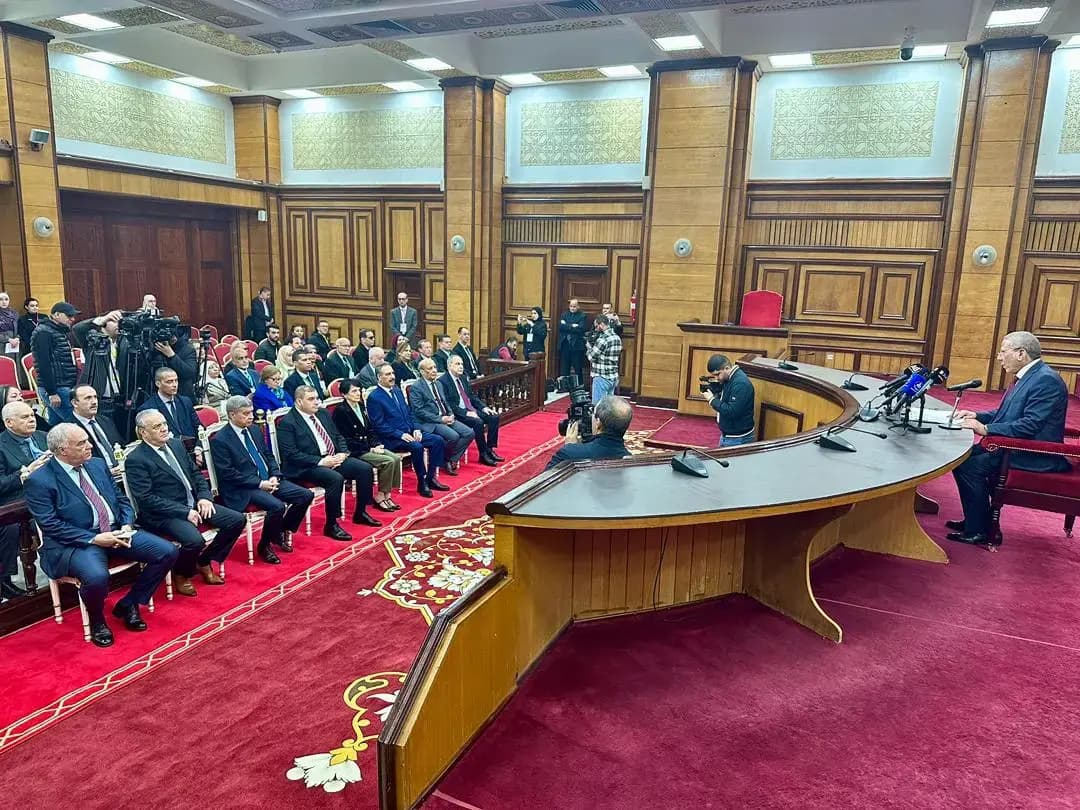 玛雅·萨利-法德尔当选阿尔及利亚国家人权委员会主席