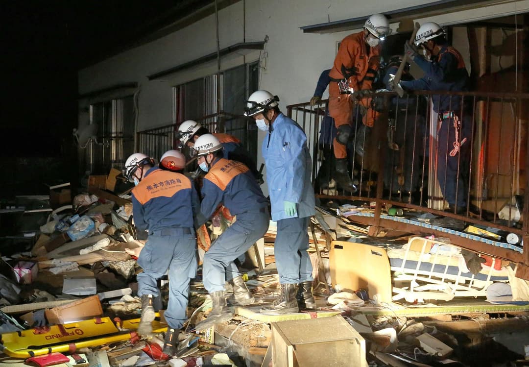 日本地震:死亡人数升至30人