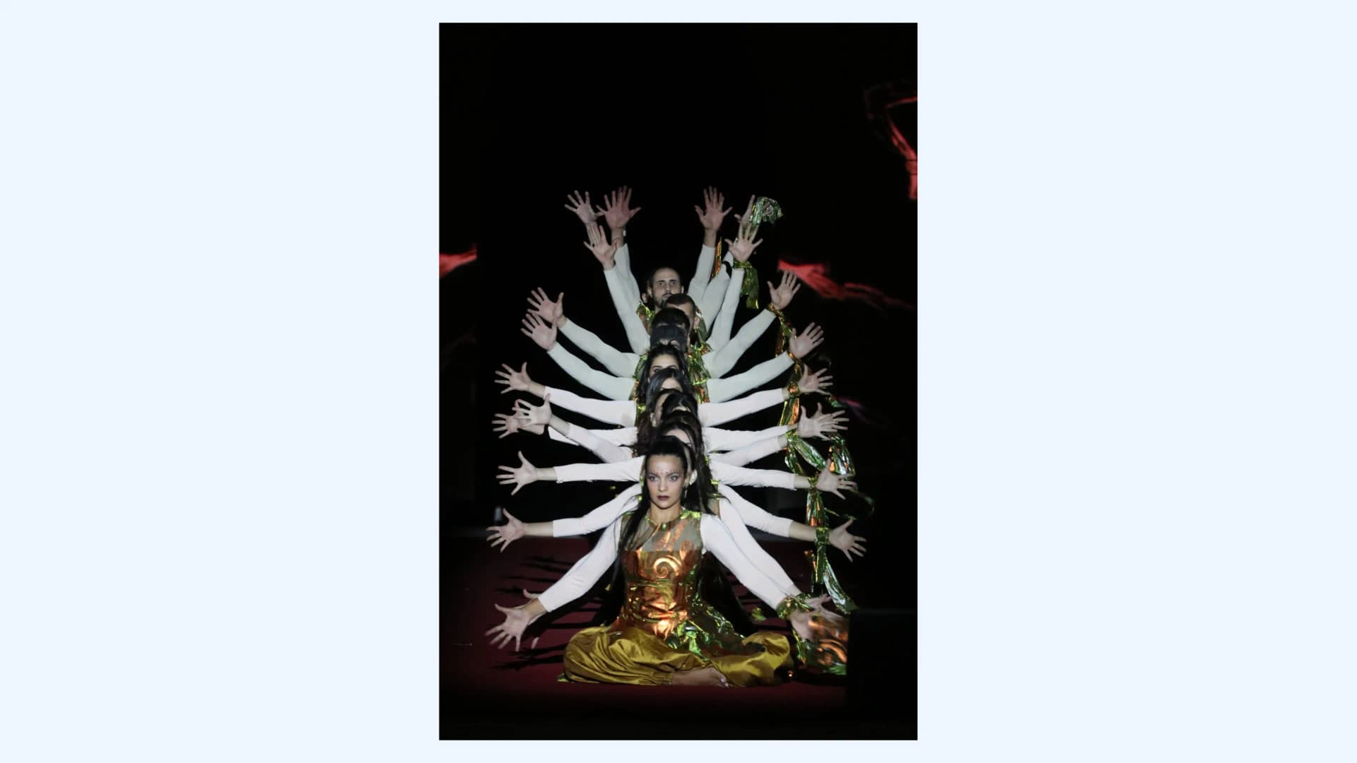 巴特纳:第43届廷加德国际艺术节在非凡氛围中落幕
