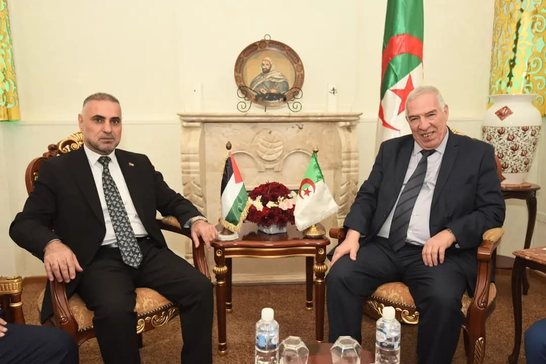 Mujahideen Minister receives Palestinian ambassador to Algeria