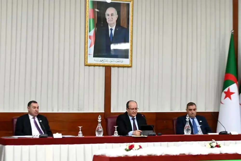 PM oversees national conference on draft technical amendments to Constitution, organic law on elections