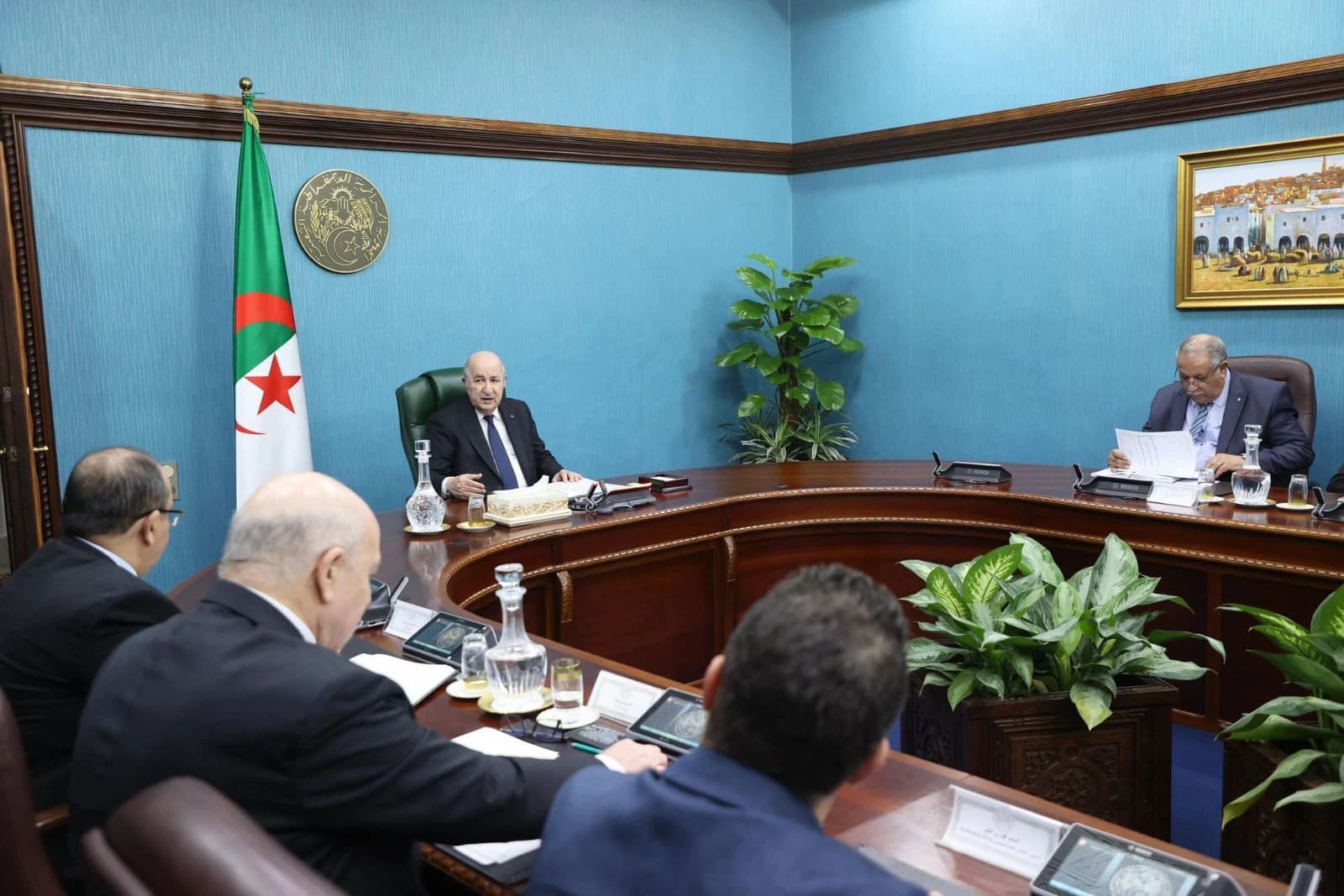 President Tebboune chairs working meeting on agricultural mechanization