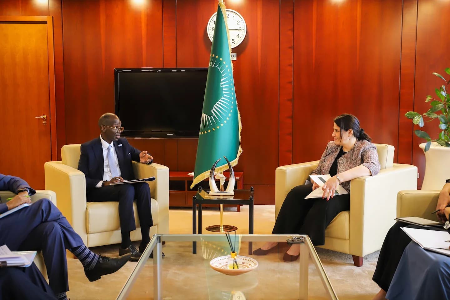 AU: Haddadi meets with WHO Africa Regional Director to explore stronger partnership