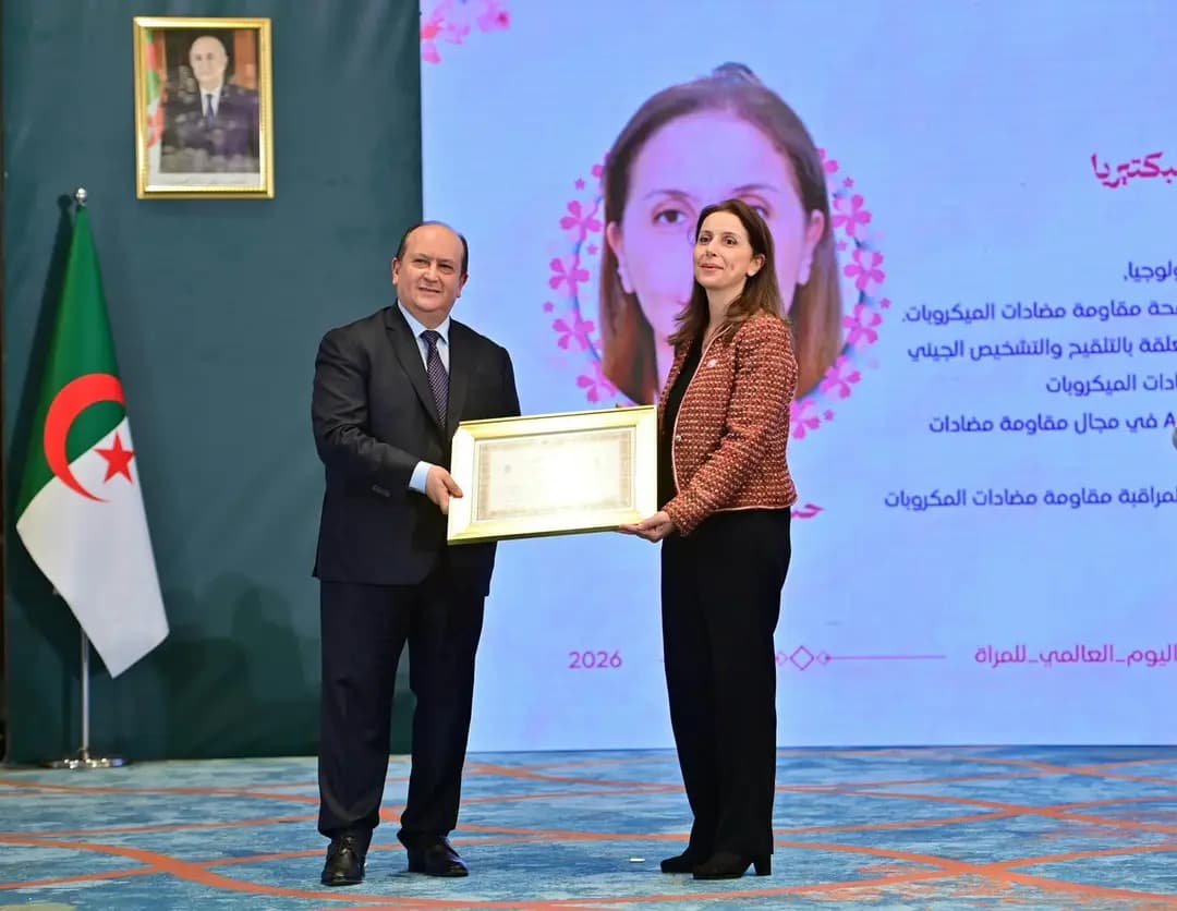 On behalf of President Tebboune, PM honors distinguished Algerian women