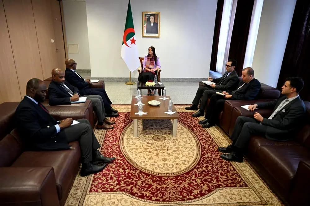 Mansouri receives Ghanaian political activist, former MP Abdoulaye Mohamed Barak