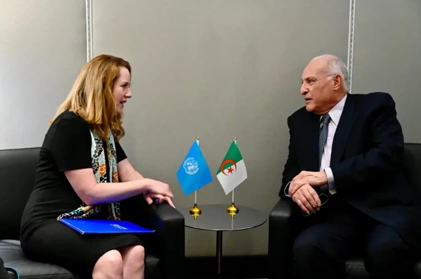 Attaf holds bilateral talks with IOM General Director in New York
