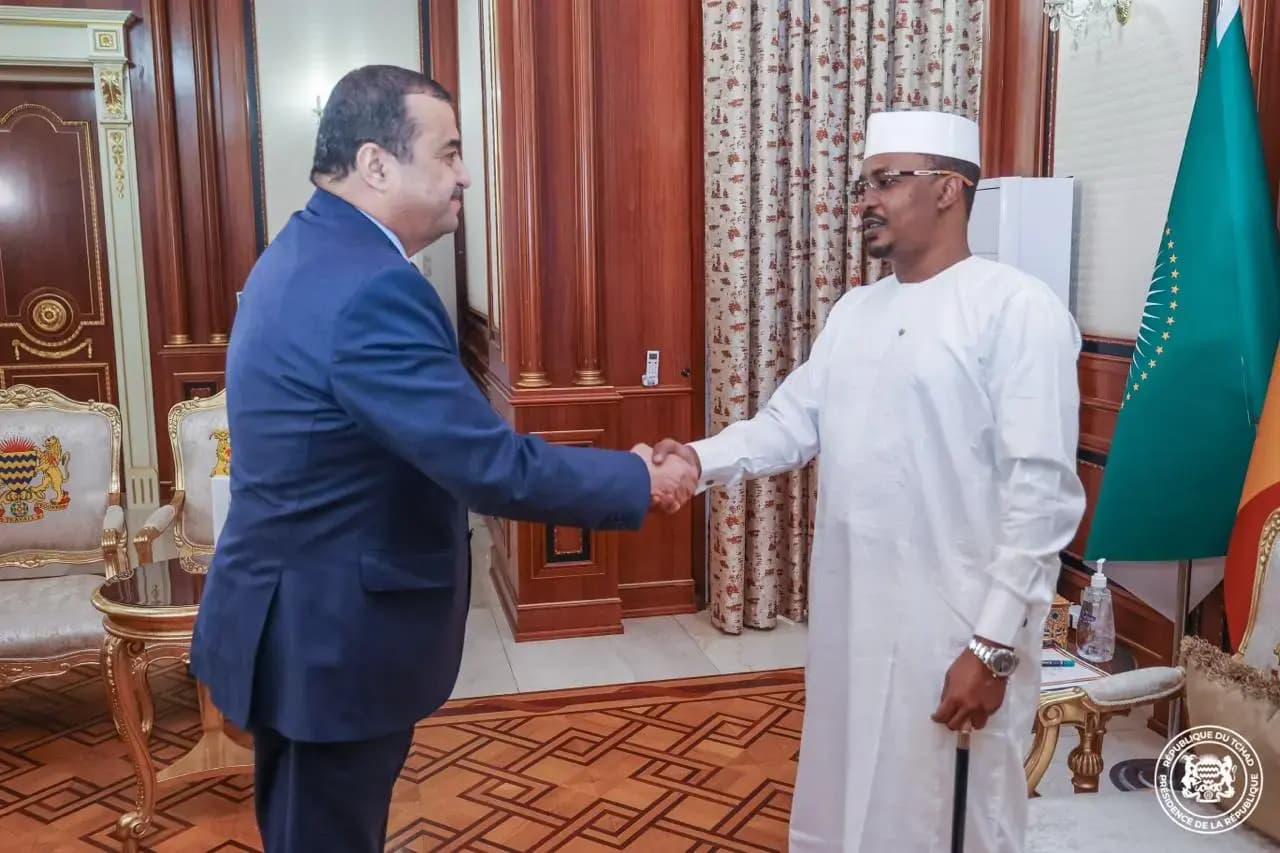 Arkab meets Chad’s President in N’Djamena
