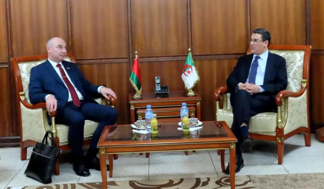 Minister Ait Messaoudene receives Belarusian counterpart