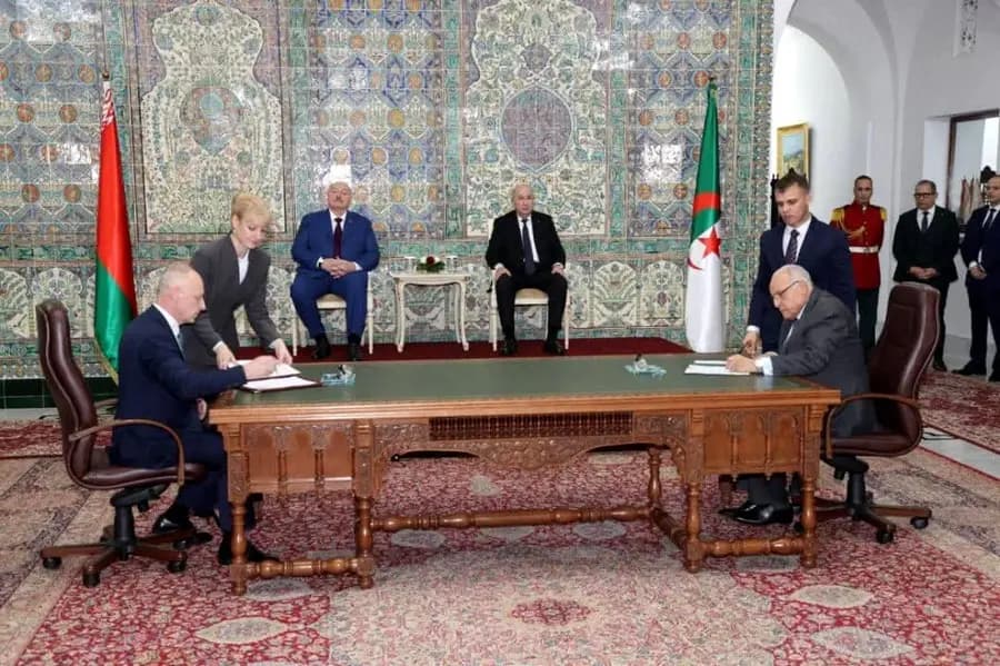 President Tebboune, Belarusian counterpart oversee signing of several cooperation agreements