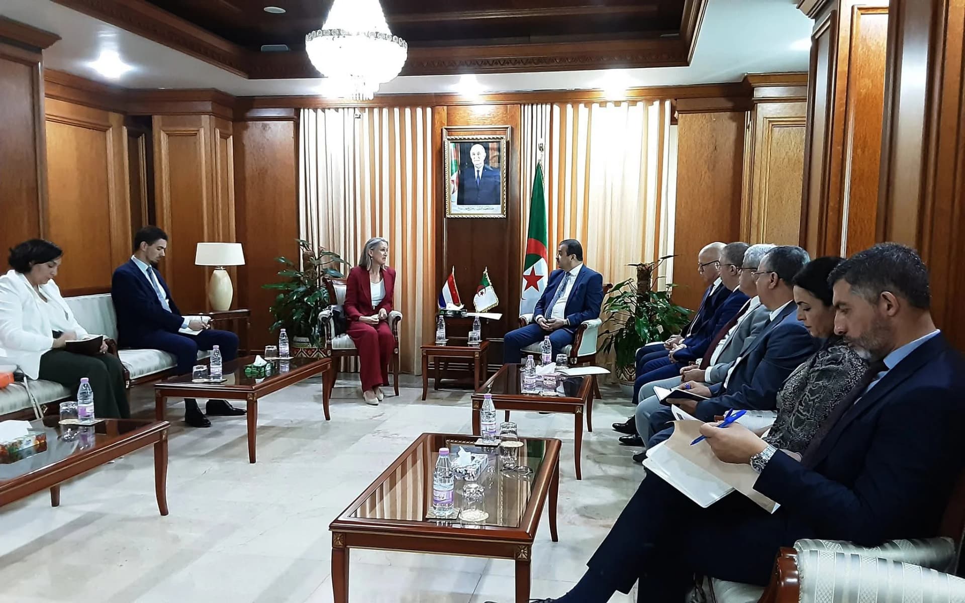 Arkab meets with Dutch Ambassador to Algeria to discuss strengthening bilateral cooperation