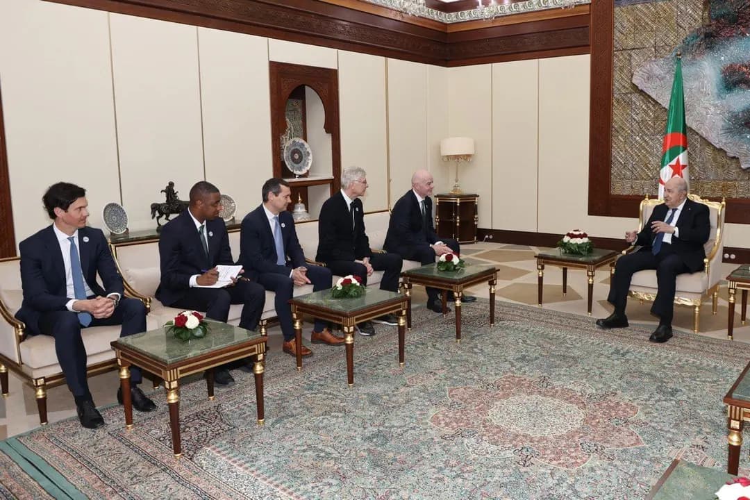President Tebboune receives FIFA President