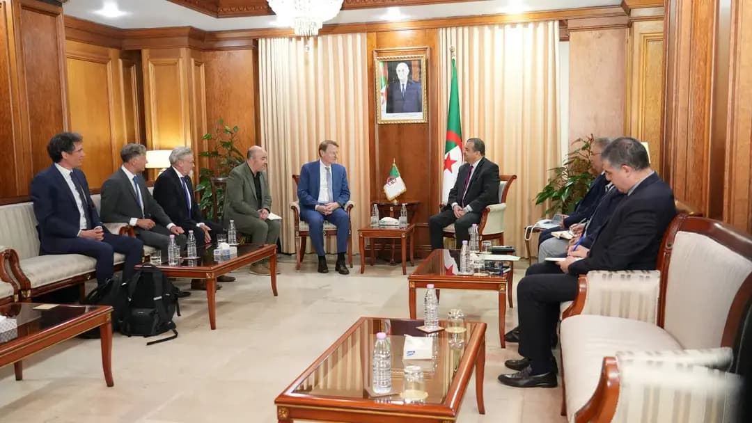 Arkab receives Chairman of German group VNG AG's Executive Board