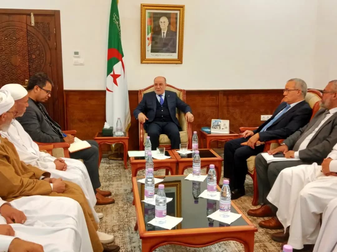 Belmehdi receives 5th group of imams sent for training at Al-Azhar Academy in Egypt
