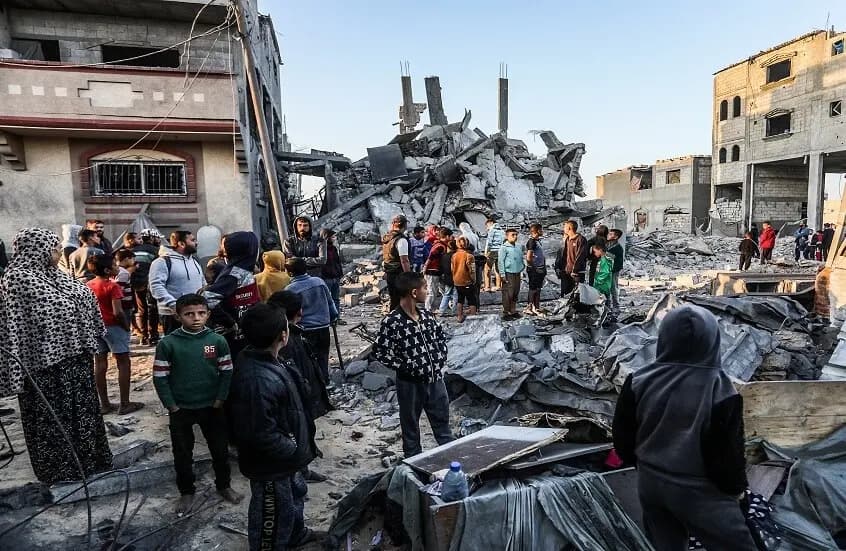 Toll jumps to 72,971 martyrs, 173,128 wounded