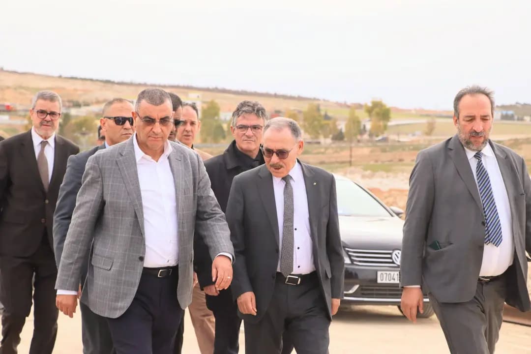 Souk Ahras: Djellaoui inspects construction sites on Eastern mining railway line