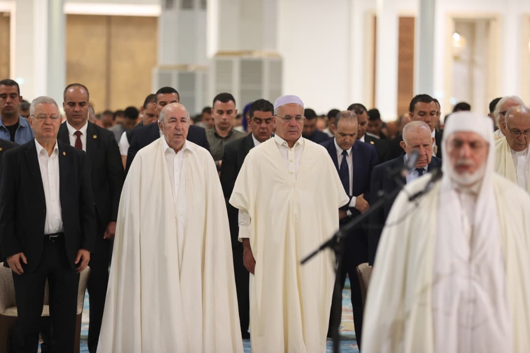 President Tebboune performs Eid El-Adha prayer at Djamaa El Djazair