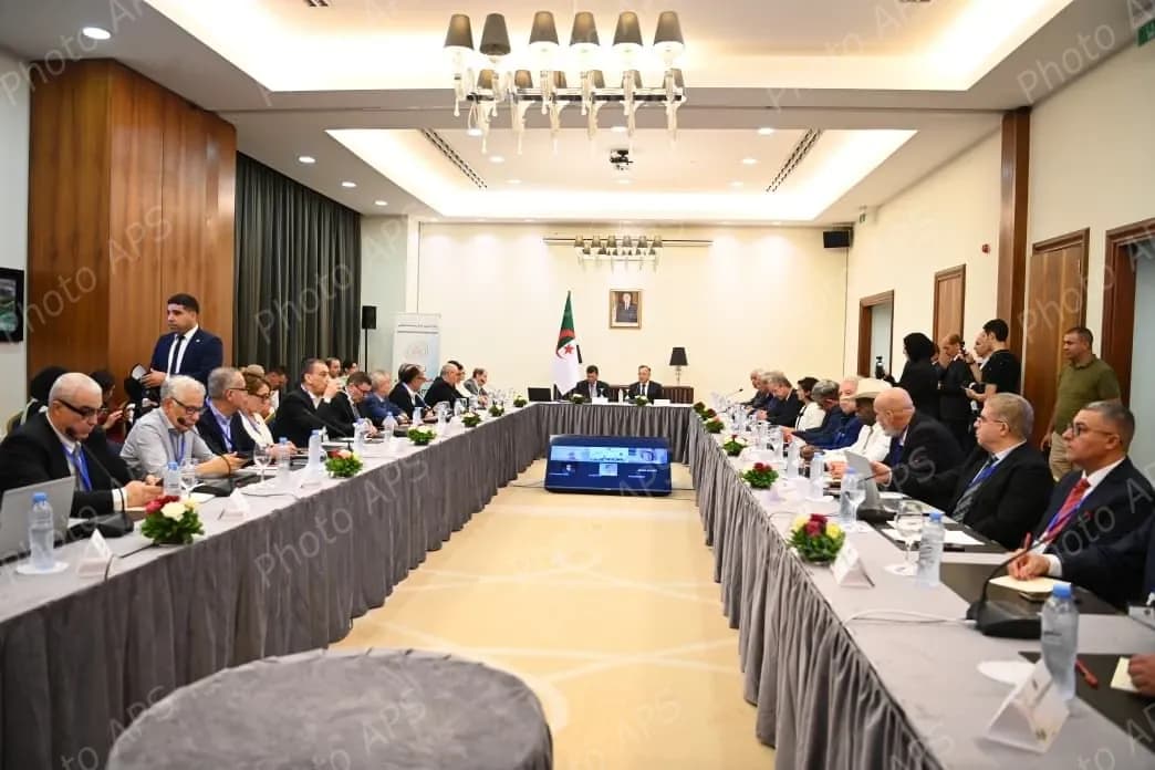 1st meeting of High Council for National Scientific Community Abroad opens in Algiers