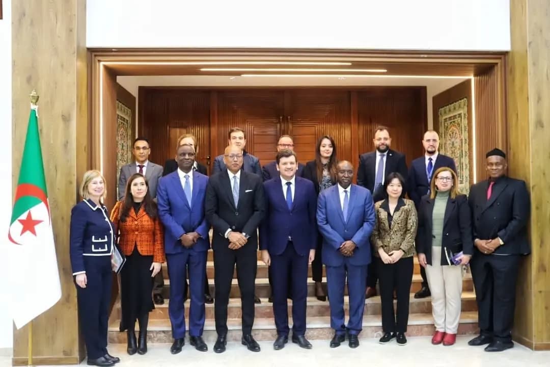 Minister Oualid receives delegation from International Finance Corporation