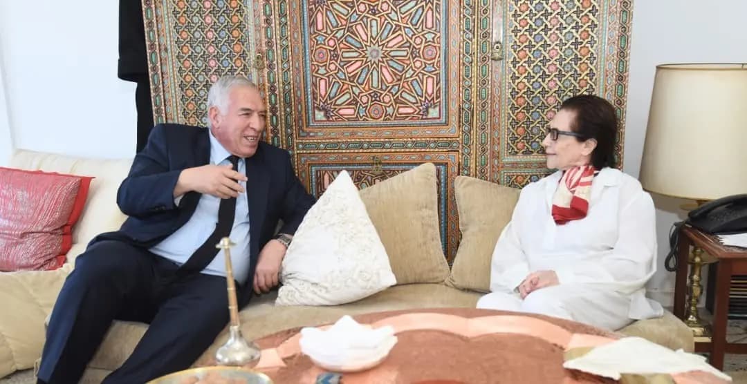 Minister Tacherift visits mujahideen Djamila Bouhired, Rabah Zerrari