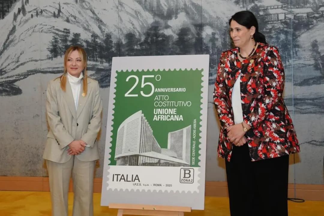 AU Summit: Selma Haddadi, Giorgia Meloni unveil stamp marking AU’s 25th anniversary
