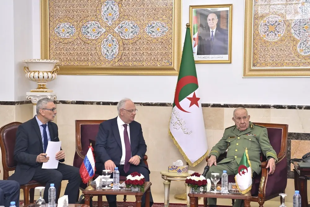General Saïd Chanegriha receives Director of Russian military ...