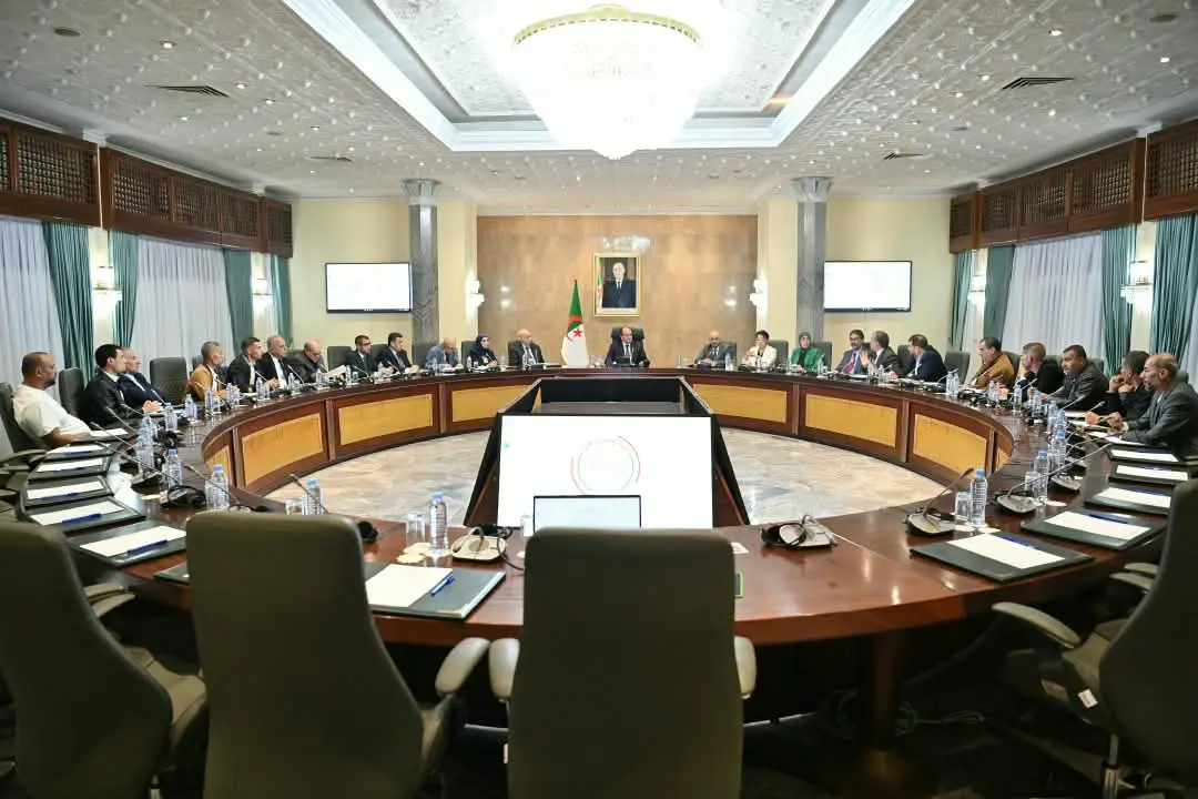 PM chairs joint Ministerial Council meeting on new mechanism for daily monitoring of prices, availability of consumer goods