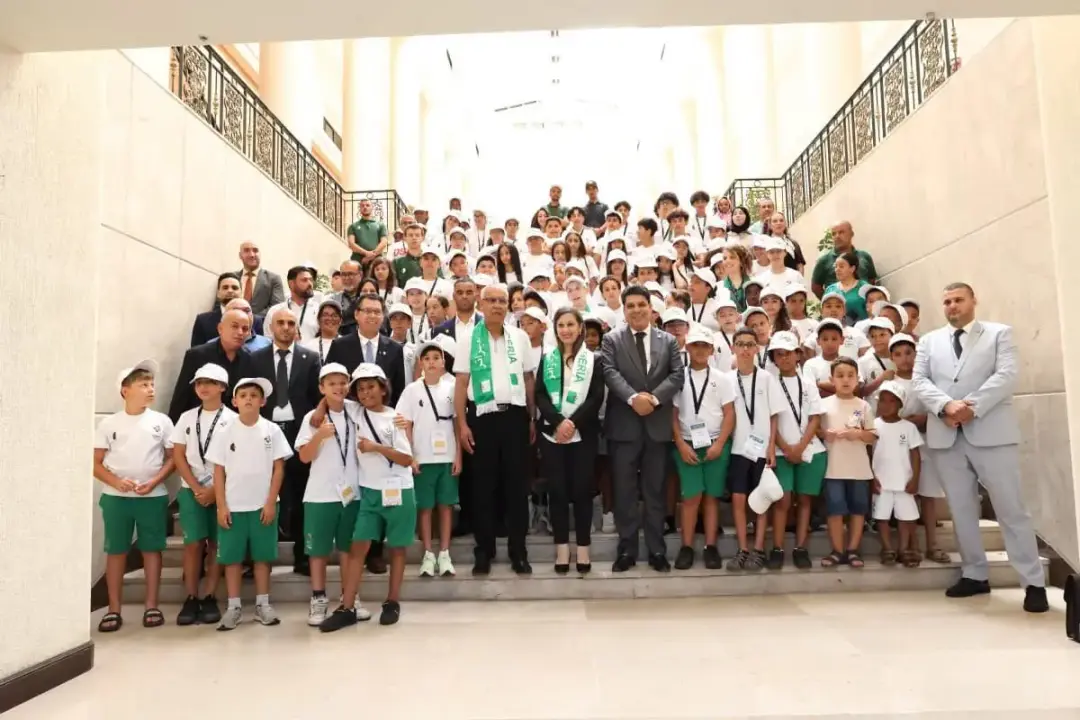 Boufedeche welcomes children from diaspora and Adrar