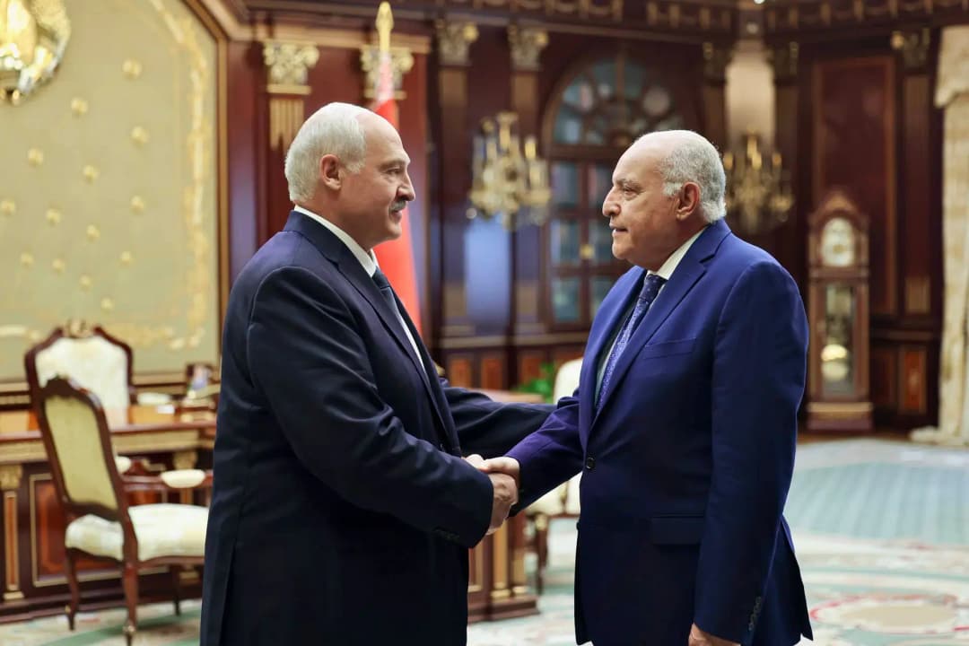 Attaf es recibido por el presidente de la República de Bielorrusia