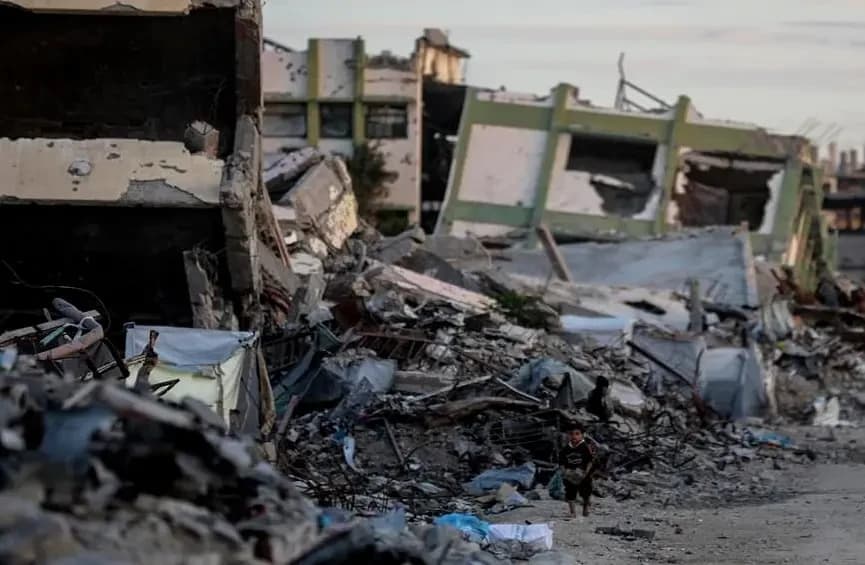 Balance de la agresión sionista en Gaza alcanza 70.369 mártires y 171.069 heridos