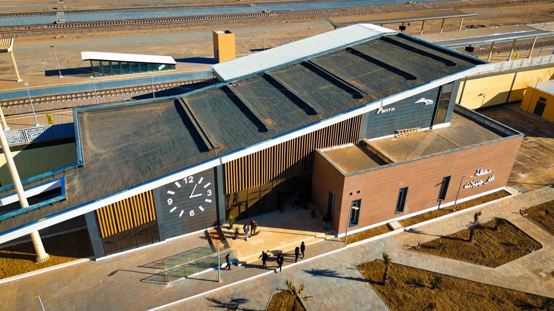 Inauguran la estación ferroviaria de Gara Djebilet