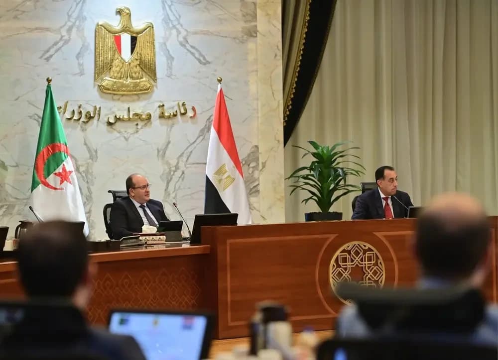 Apertura de la 9ª sesión de la Alta Comisión Mixta de cooperación argelino-egipcia en El Cairo