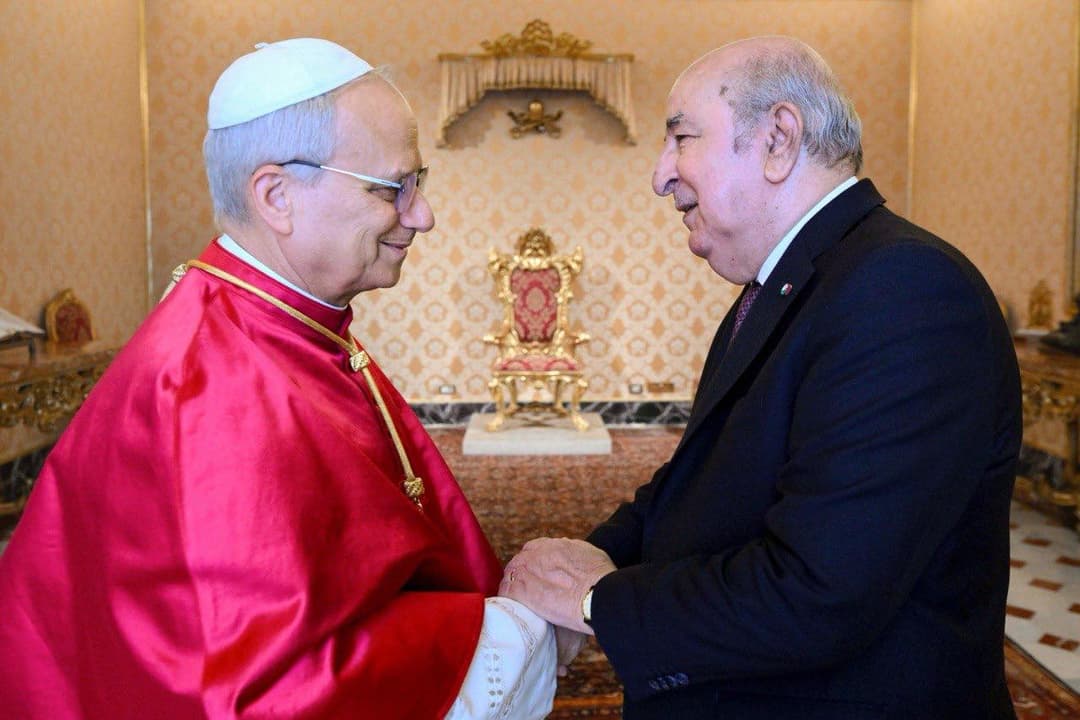 Presidente de la República recibe los saludos del papa del Vaticano, León XIV