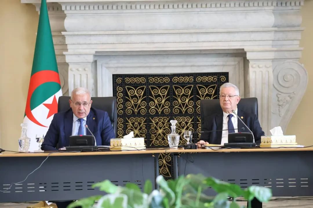 Nasri y Boughali presiden una reunión de coordinación sobre las próximas actividades de las dos cámaras del Parlamento 