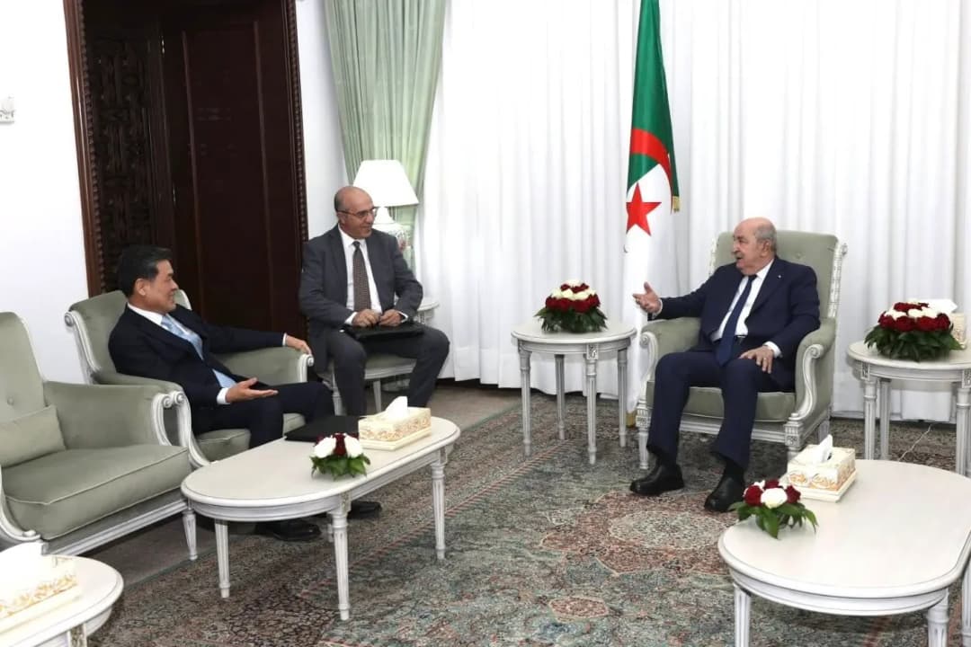 Presidente de la República recibe al embajador de la República de Corea