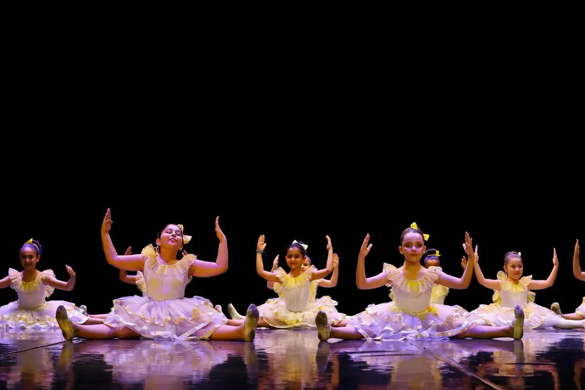 Espectáculo de danza "Éclat d'âme" se presenta en Argel