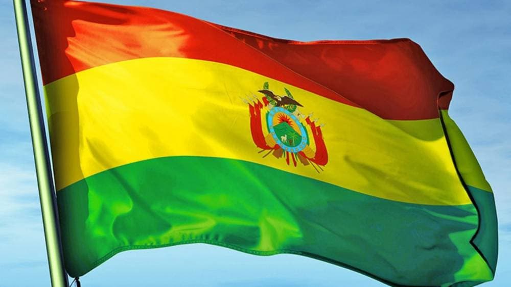 Presidenciales en Bolivia: dos candidatos de derecha irán a la segunda vuelta
