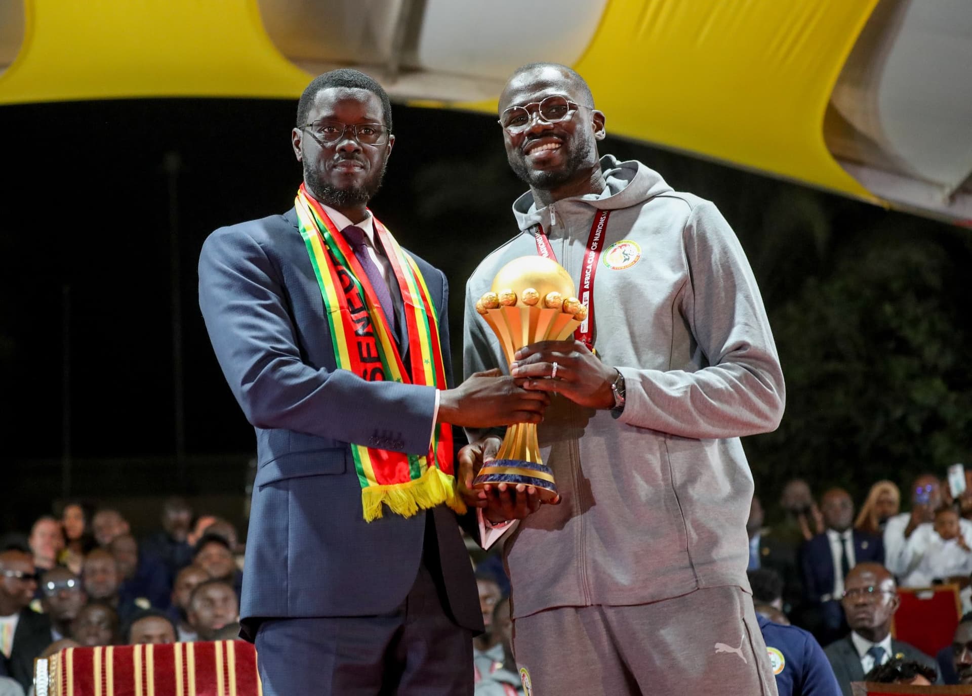 Presidente senegalés premia a los campeones de África con recompensas históricas