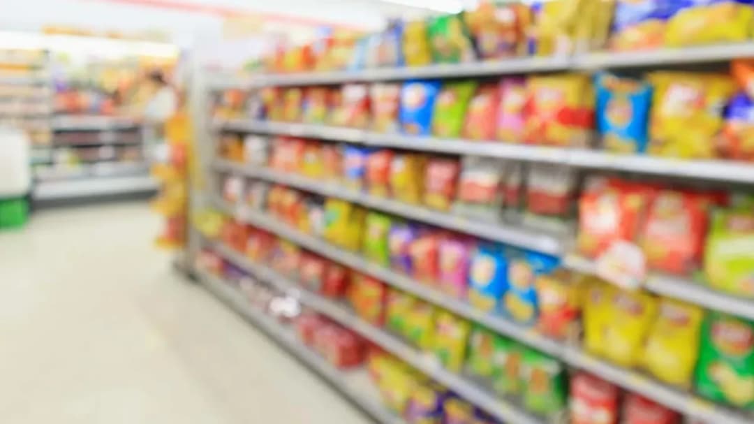 Inglaterra prohíbe la publicidad de alimentos poco saludables para frenar la obesidad infantil