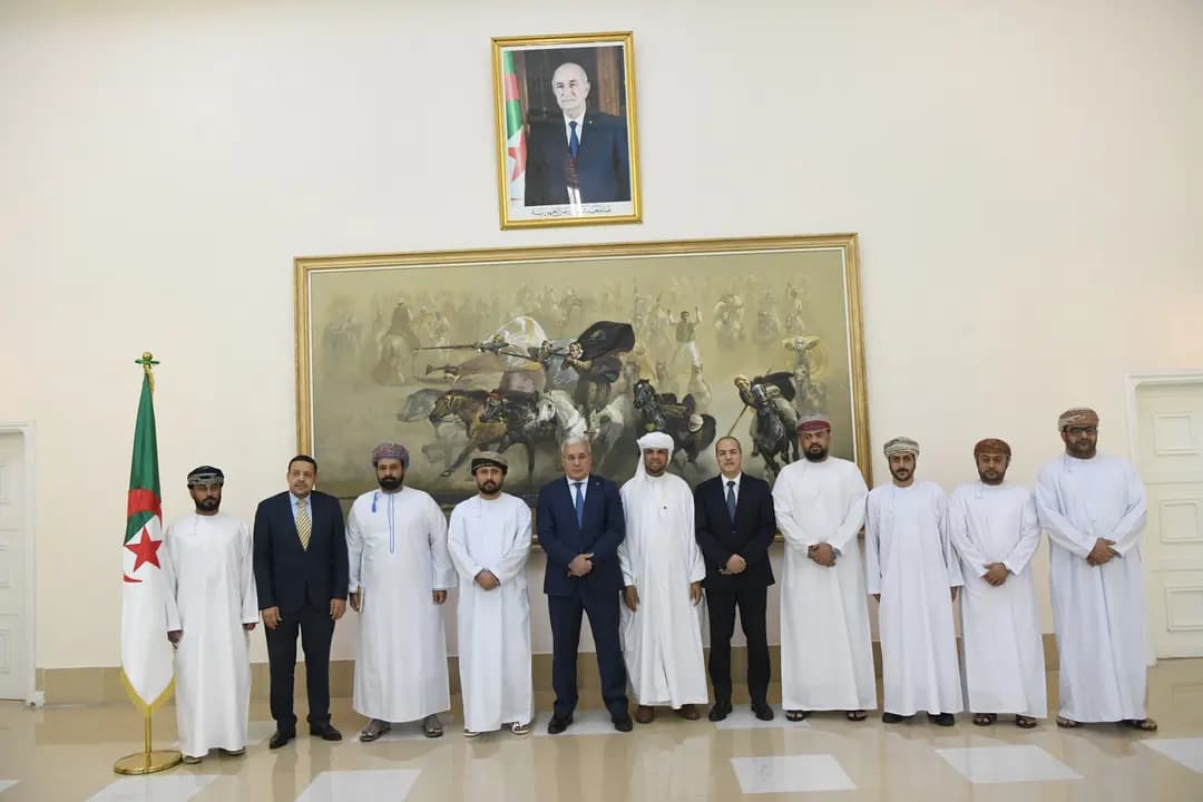 Boughali recibe a una delegación del Consejo de la Shura de Omán
